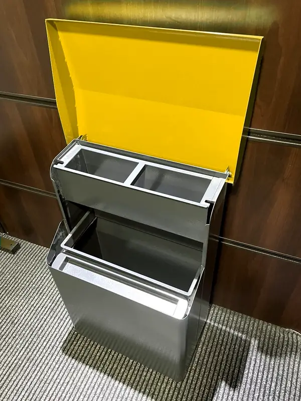 Урна для сміття металева 540×840 мм · сіро-жовта — фото